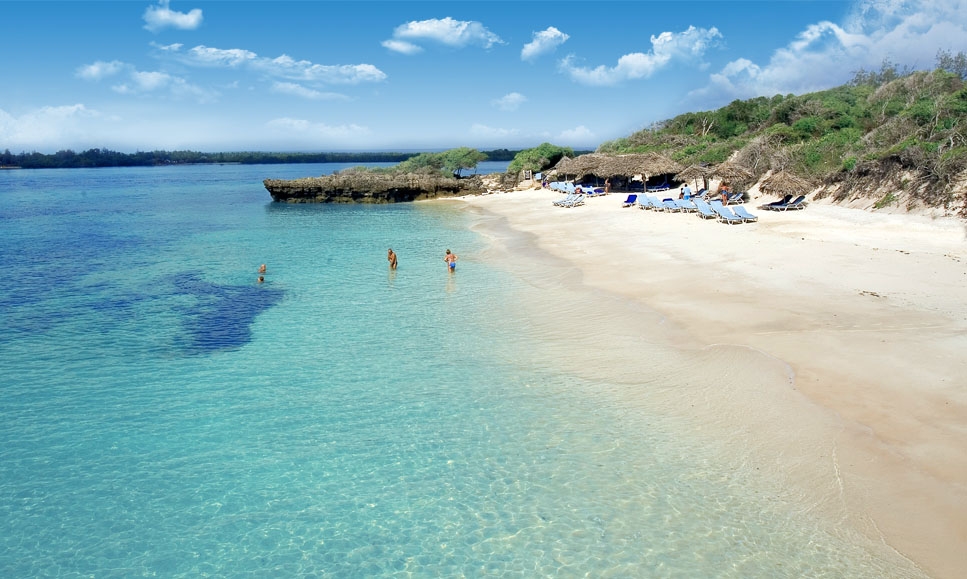 Destination - Watamu Beach 1
